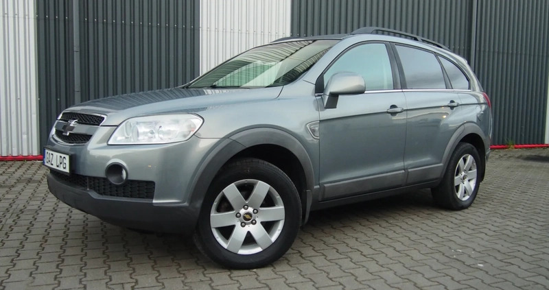 Chevrolet Captiva cena 31800 przebieg: 217000, rok produkcji 2011 z Pajęczno małe 781